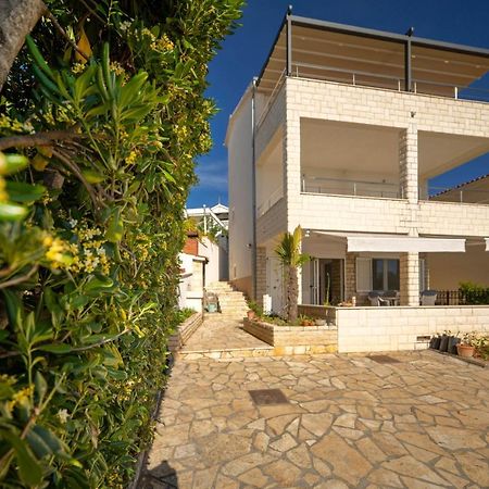 Apartment Busac Zaboric Bagian luar foto