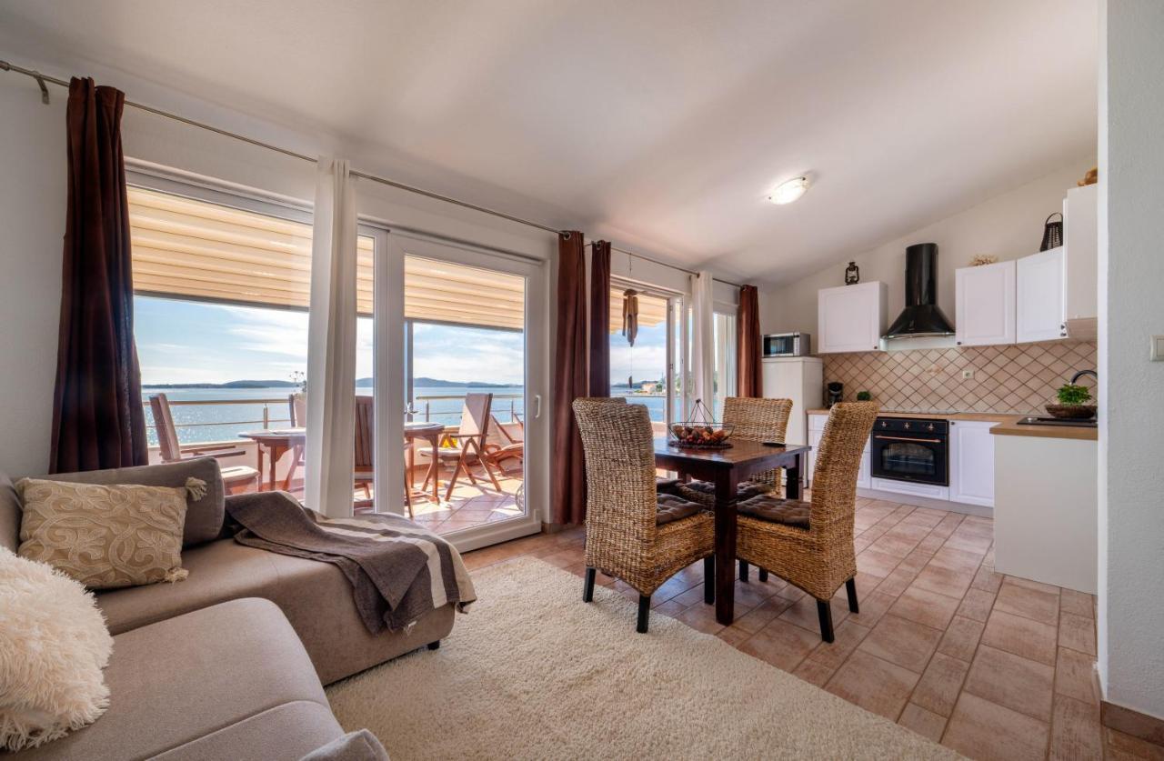 Apartment Busac Zaboric Bagian luar foto
