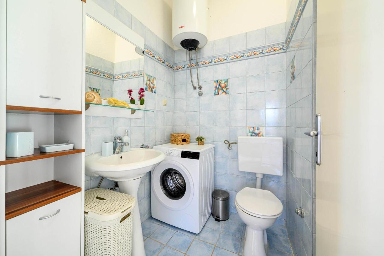Apartment Busac Zaboric Bagian luar foto