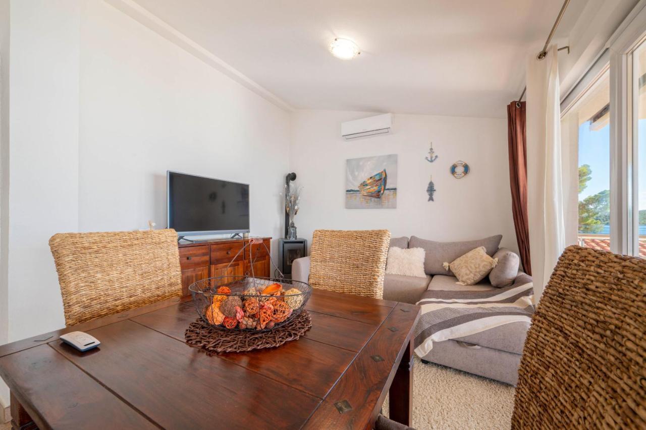 Apartment Busac Zaboric Bagian luar foto
